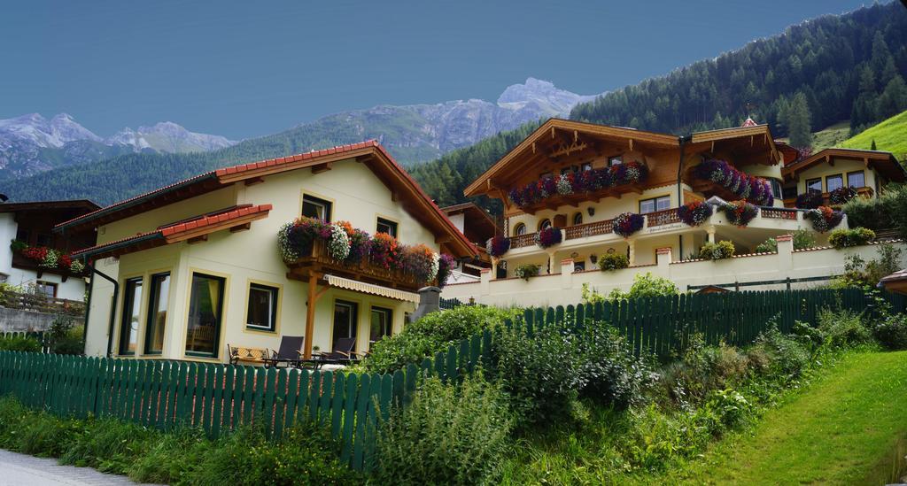 Chalet Olympia Neustift im Stubaital Buitenkant foto
