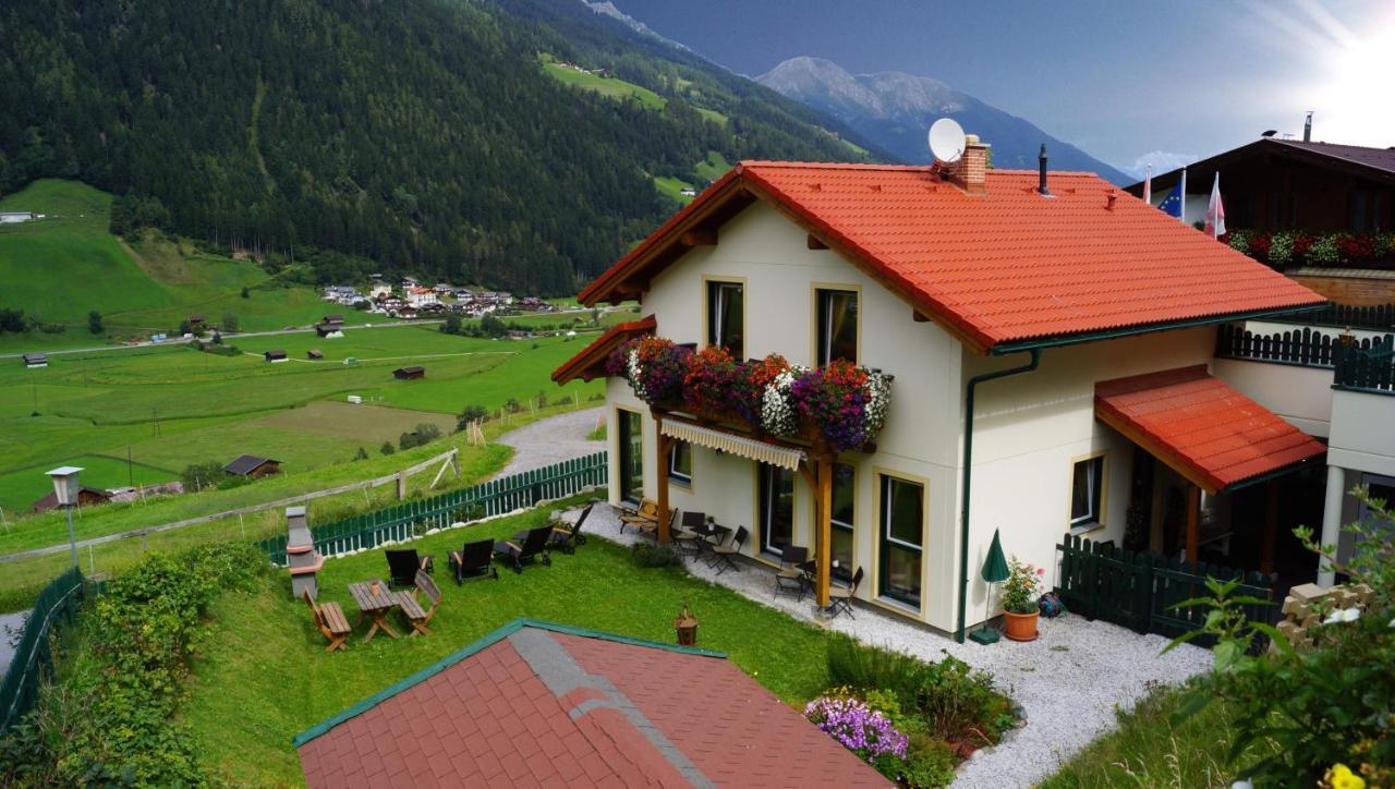 Chalet Olympia Neustift im Stubaital Buitenkant foto